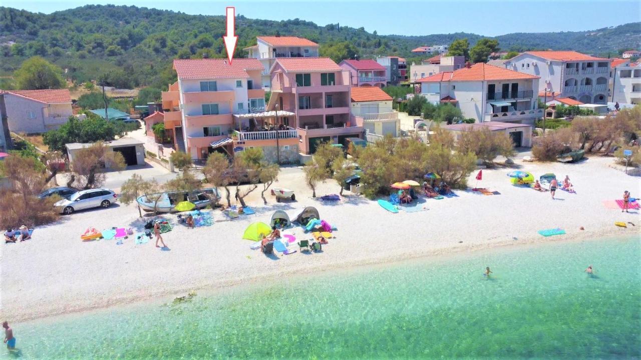 Marinovi Dvori Διαμέρισμα Slatine Εξωτερικό φωτογραφία